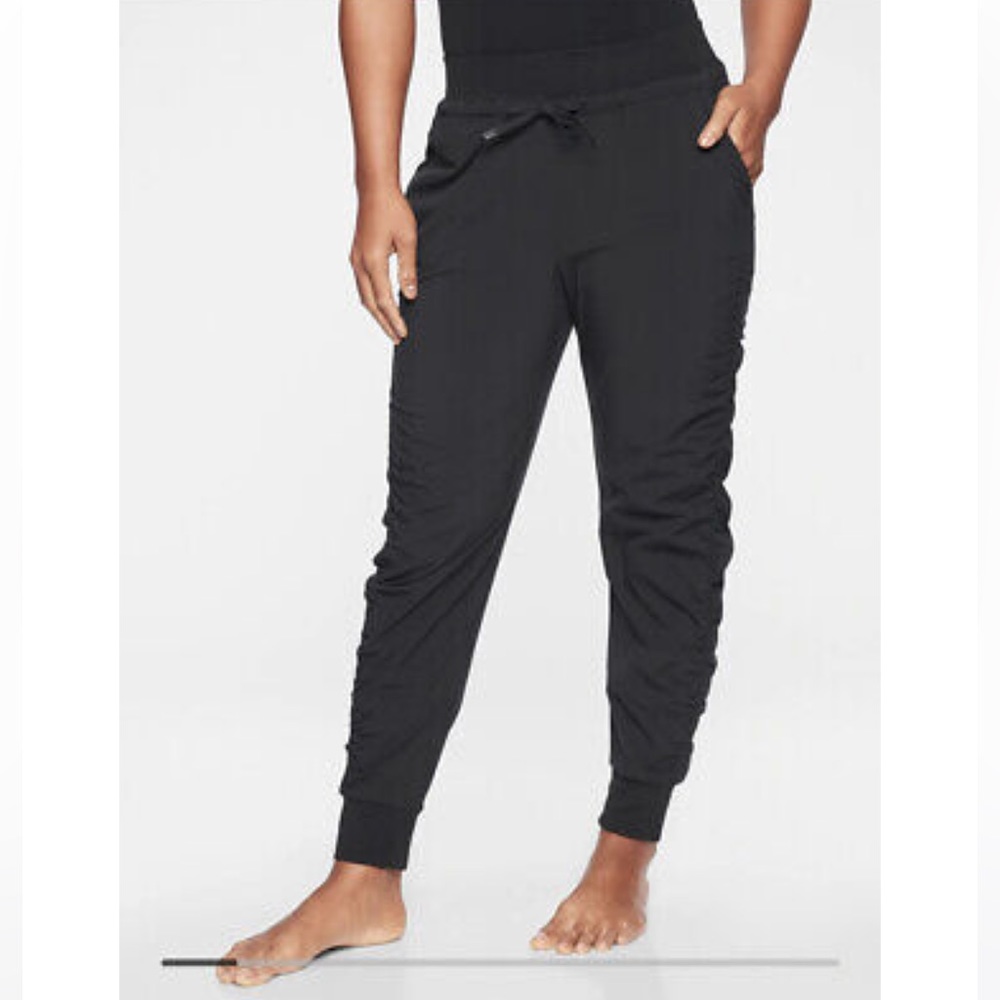 Athleta attitude joggers black size 10